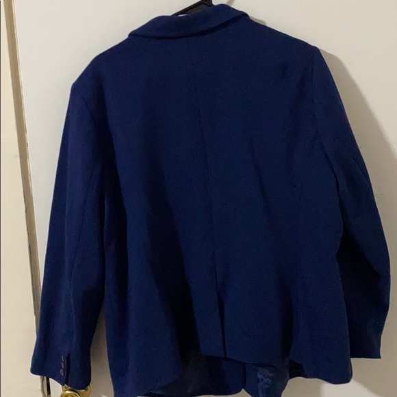 Blazer - Picture 2 of 2